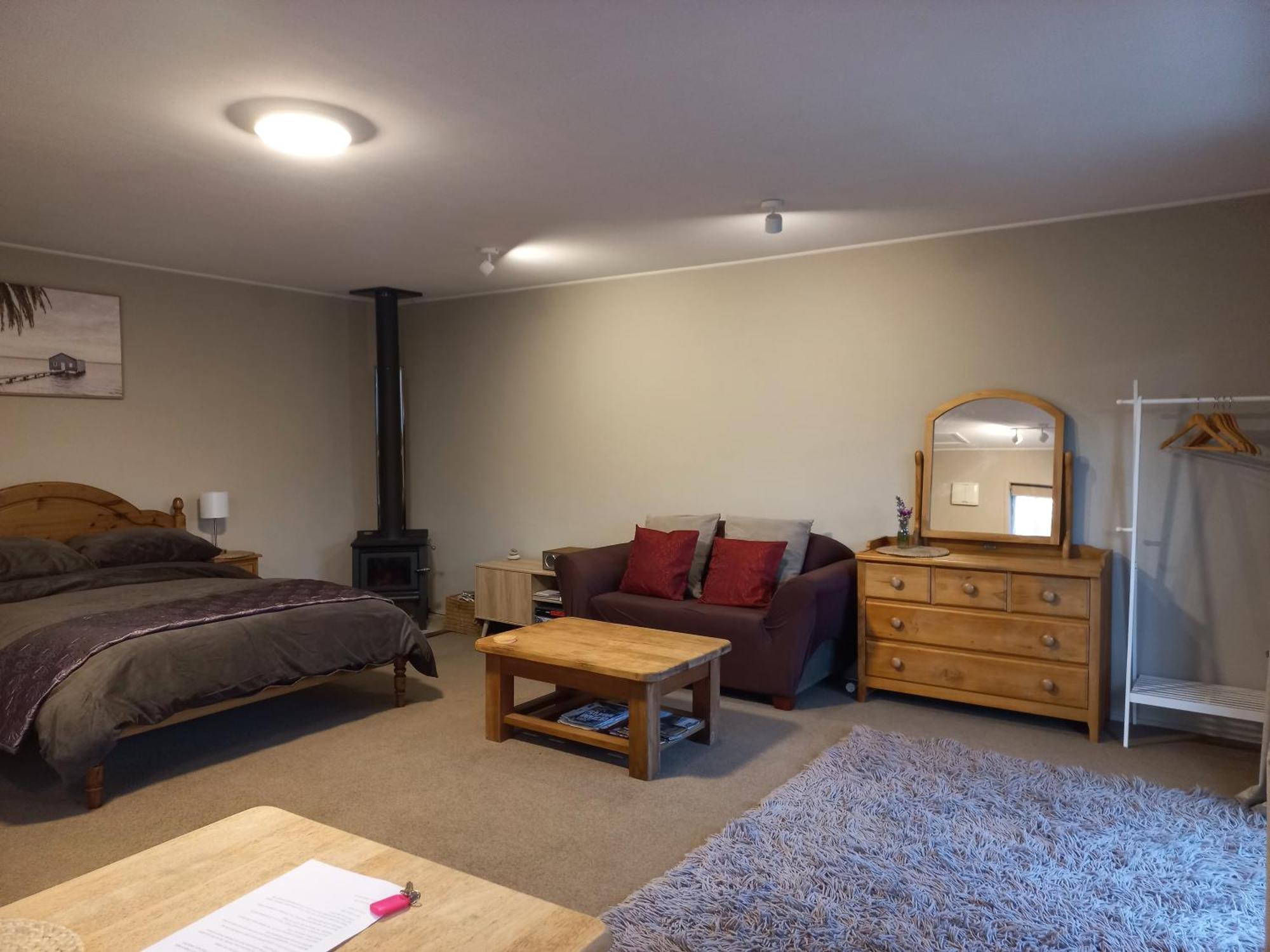 One Bedroom Country Cottage モトゥイーカ エクステリア 写真